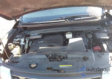 2017 Nissan Pathfinder Sv z USA, uszkodzony, nr VIN 5N1DR2MM6HC613519